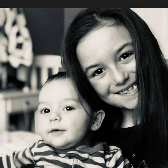 Meet your Posher, Isabelle - Picture 1 of 1